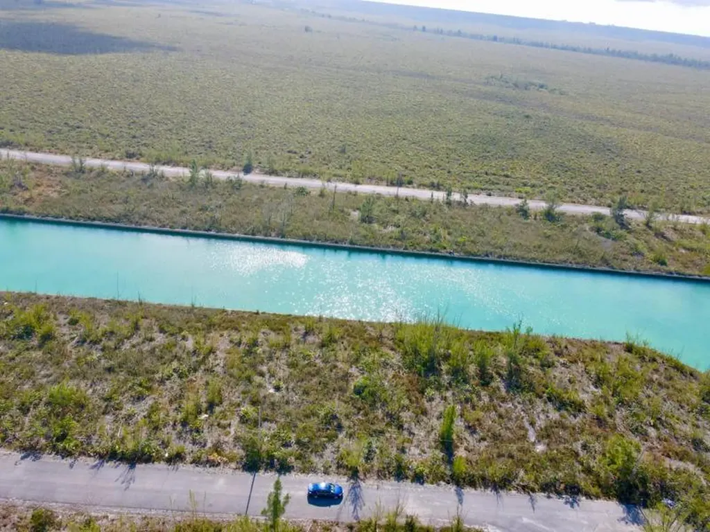 Dover Sound Grand Bahama Freeport BS
