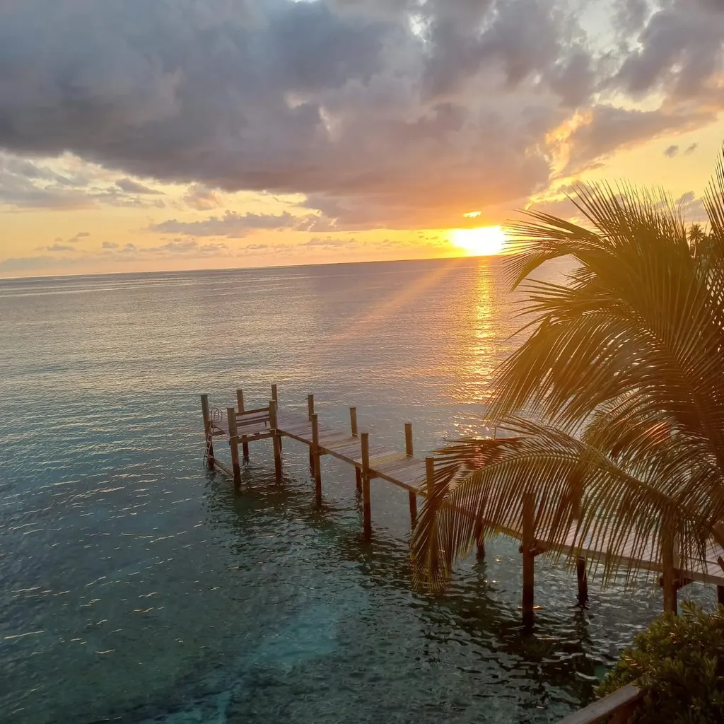 Old Fort Bay, West Bay Street 972 New Providence Paradise Island BS