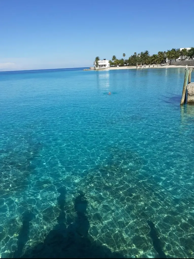 Old Fort Bay, West Bay Street 972 New Providence Paradise Island BS