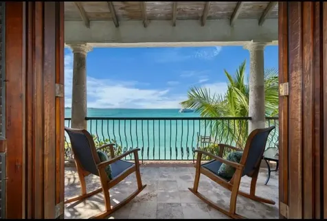 Old Fort Bay, West Bay Street 972 New Providence Paradise Island BS