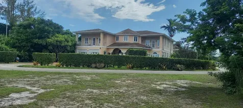 Lake Cunningham Estates L New Providence Paradise Island BS
