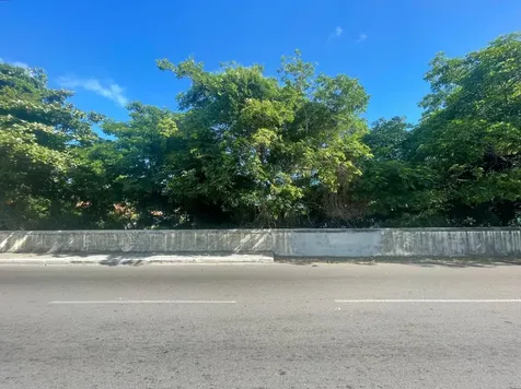 East Bay Street New Providence Paradise Island BS