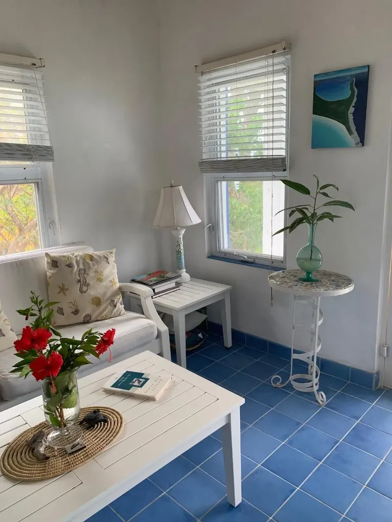 Whale Point Boat House Eleuthera BS