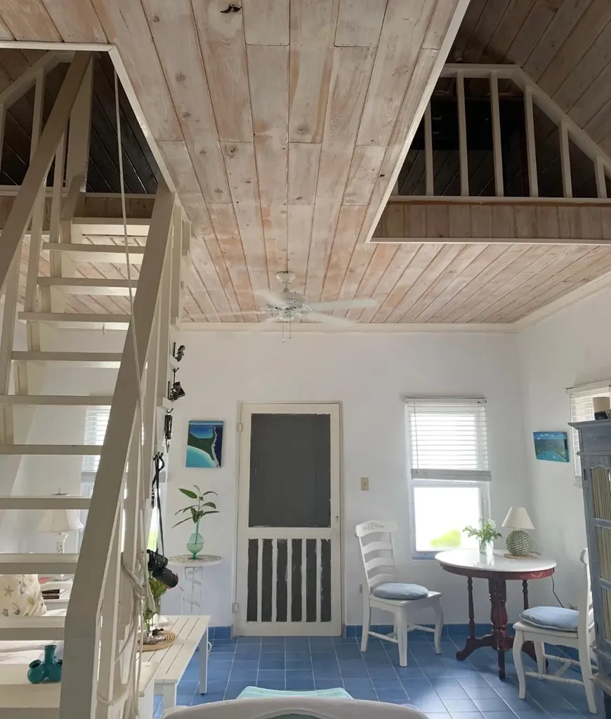 Whale Point Boat House Eleuthera BS