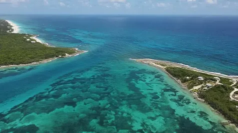 Whale Point Boat House Eleuthera BS