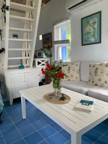 Whale Point Boat House Eleuthera BS