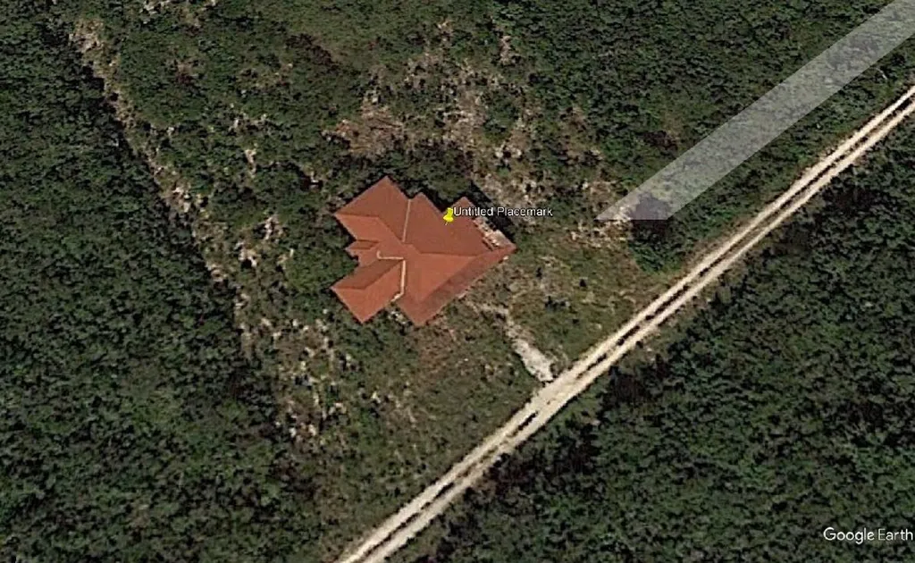 4bd/4ba Incomplete House Long Island BS