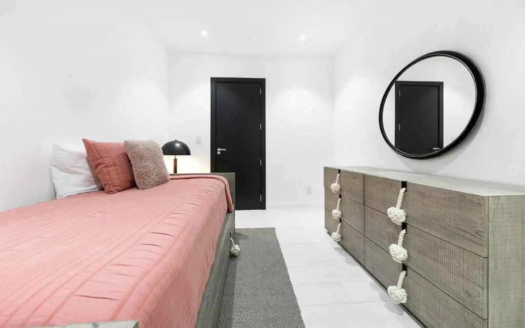 One Marina, Palm Cay New Providence Paradise Island BS