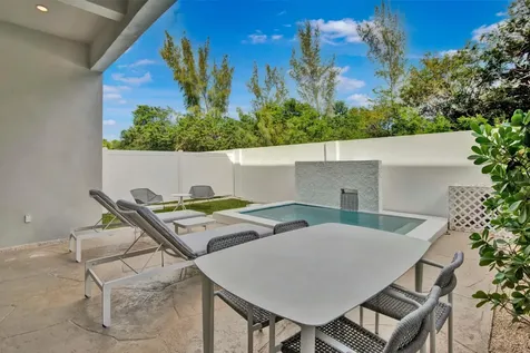 Westend New Providence Paradise Island BS