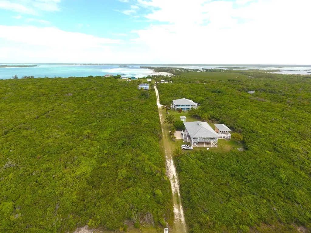 Cherokee Hilltop 16 Abaco BS