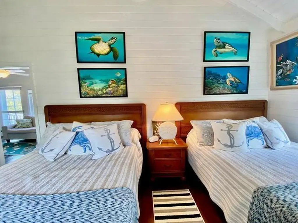 Rock Shore Eleuthera BS