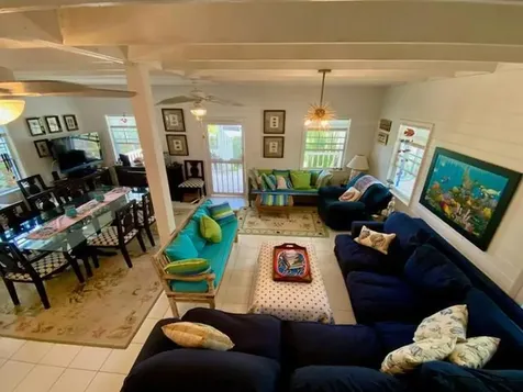 Rock Shore Eleuthera BS