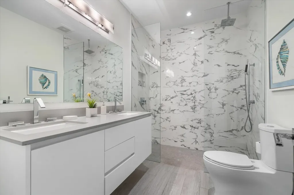 Penthouse 9 - Thirty Six New Providence Paradise Island BS