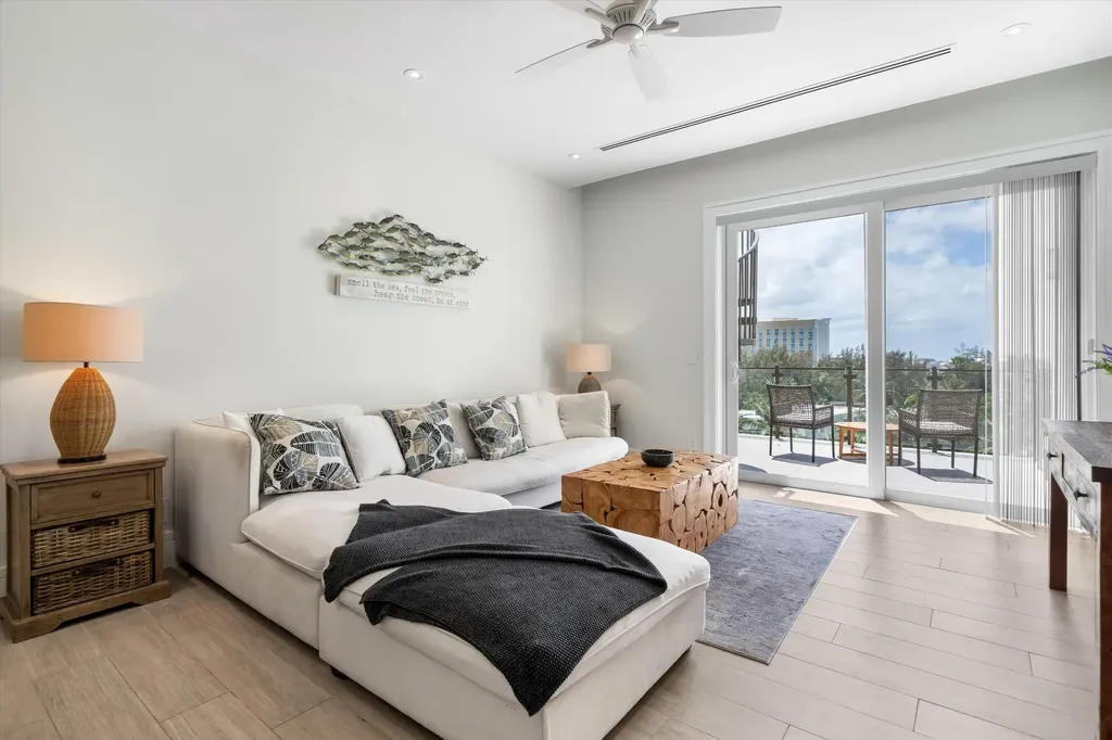 Penthouse 9 - Thirty Six New Providence Paradise Island BS