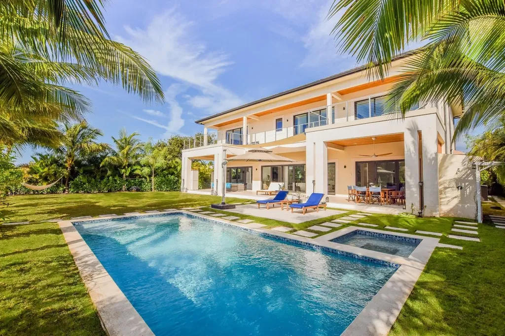 3 Bay Creek New Providence Paradise Island BS