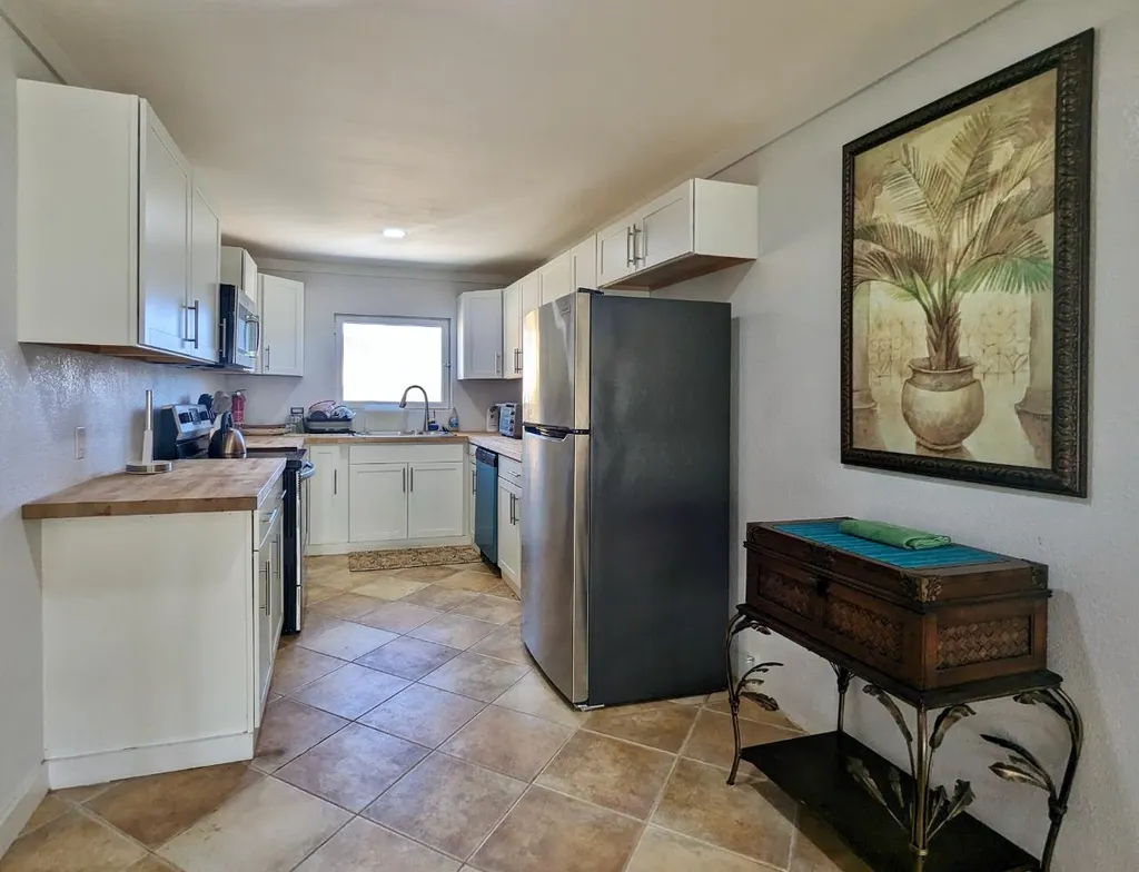 Bay Street, Marsh Harbour Abaco BS