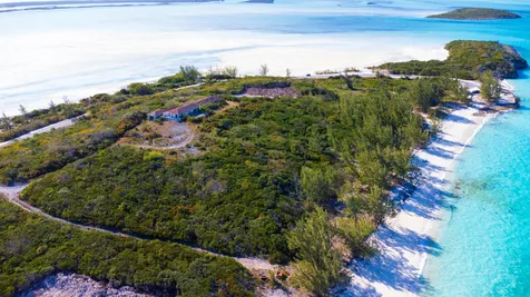 West Rolleville - Queens Highway Exuma BS