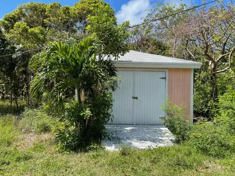11 Triana Shores Eleuthera BS