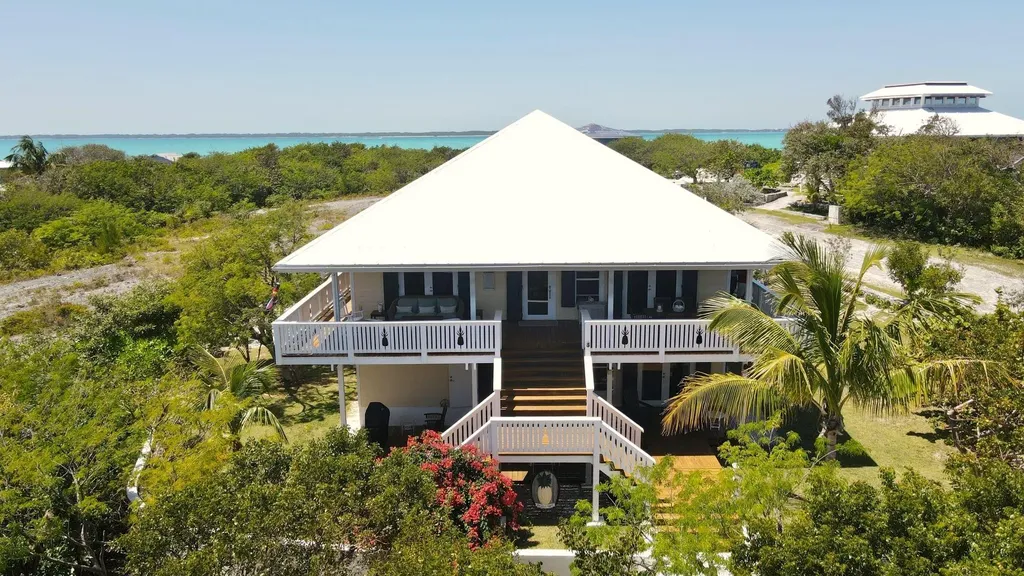 Pineapple Pointe Abaco BS