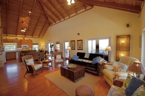 Pineapple Pointe Abaco BS