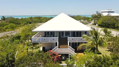 Pineapple Pointe Abaco BS