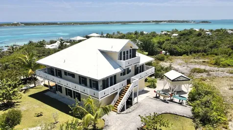 Pineapple Pointe Abaco BS