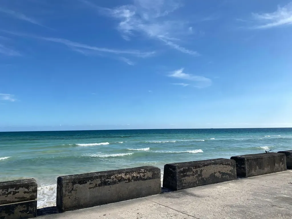 Peacock Lane Grand Bahama Freeport BS