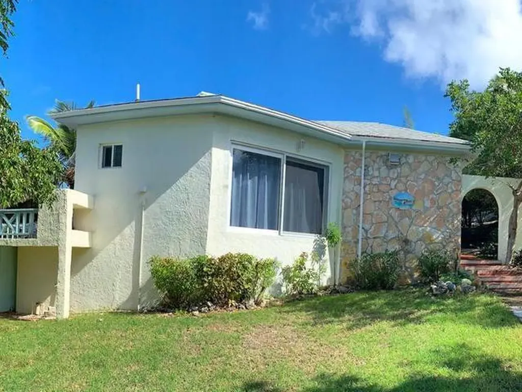 Island Oasis Long Island BS