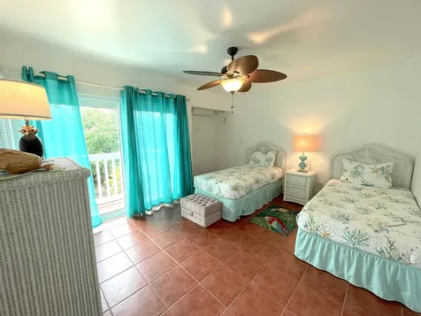 Island Oasis Long Island BS