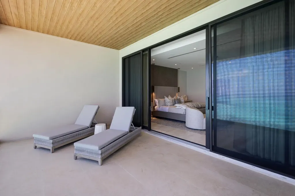 Aqualina Residence 1104 New Providence Paradise Island BS