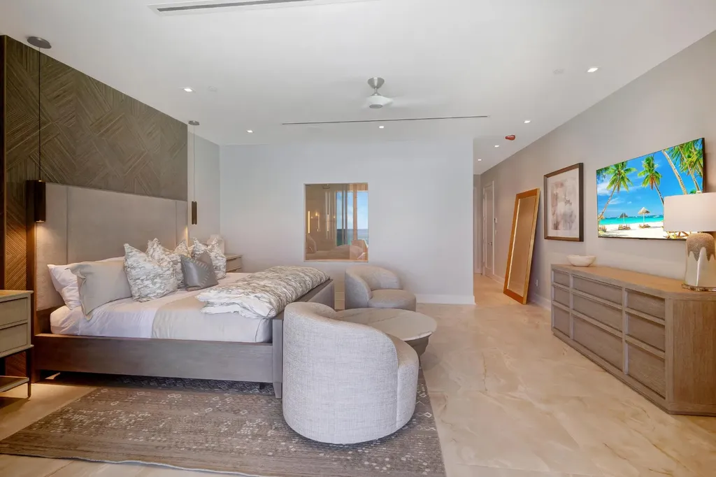 Aqualina Residence 1104 New Providence Paradise Island BS