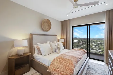 Aqualina Residence 1104 New Providence Paradise Island BS