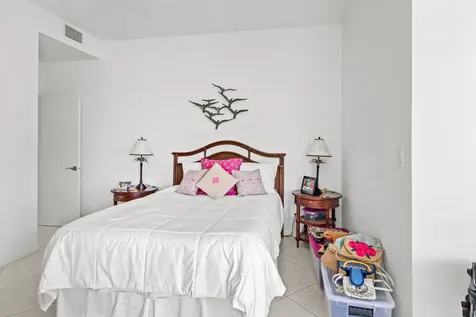 Royall Beach Estates New Providence Paradise Island BS