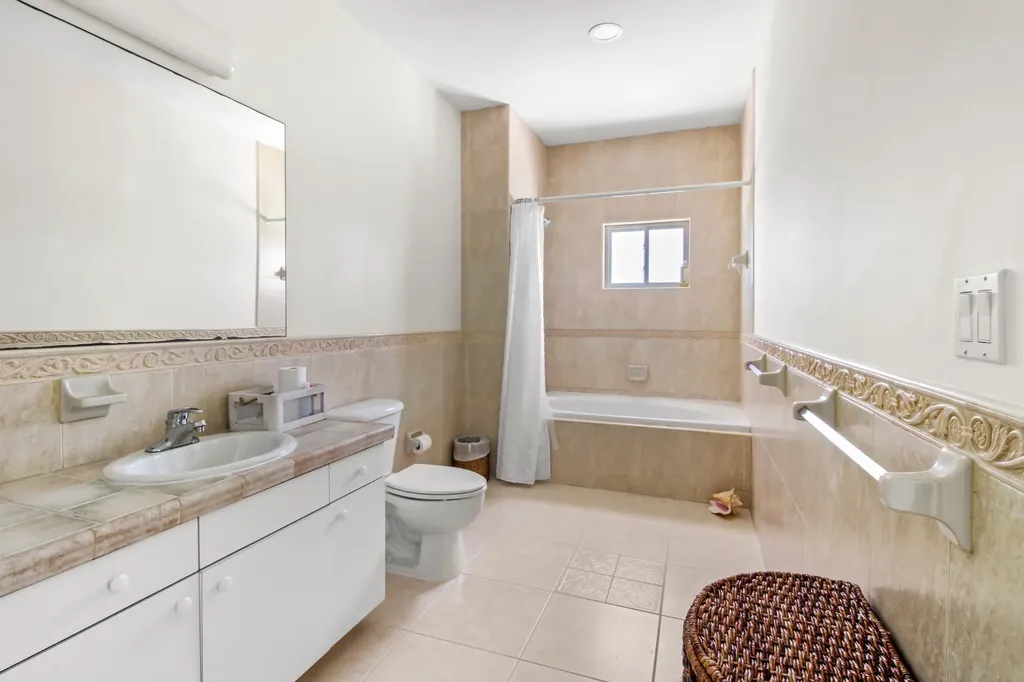 Royall Beach Estates New Providence Paradise Island BS