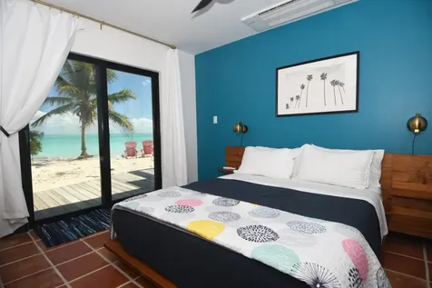 Tangled Up In Blue Abaco BS