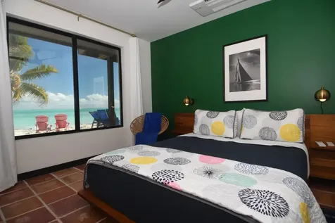 Tangled Up In Blue Abaco BS