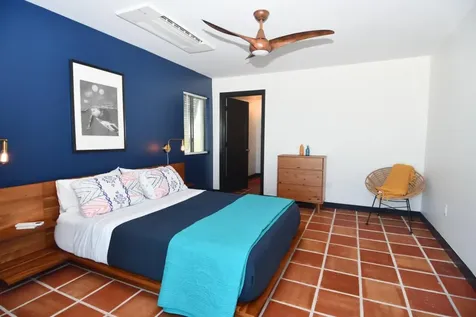 Tangled Up In Blue Abaco BS