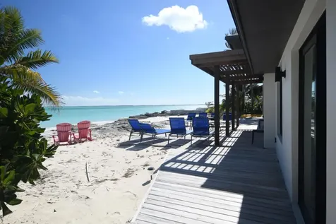 Tangled Up In Blue Abaco BS