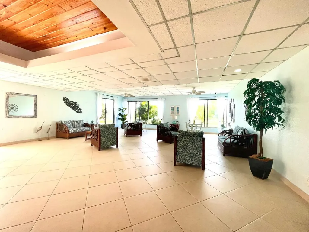 Coral Beach Condominiums Grand Bahama Freeport BS