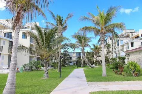 Coral Beach Condominiums Grand Bahama Freeport BS