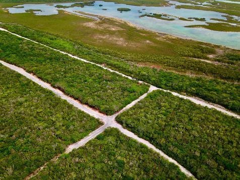 Lot 794/795 Lakefront Avenue Exuma BS