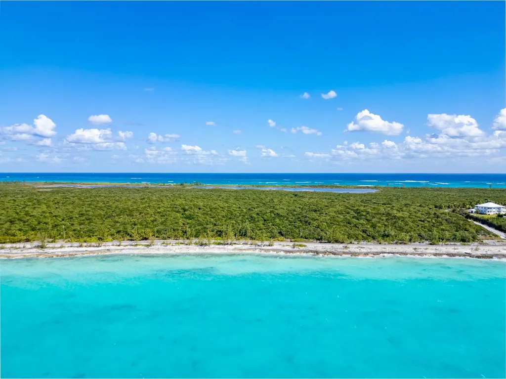 34 Acres James Cistern Eleuthera BS