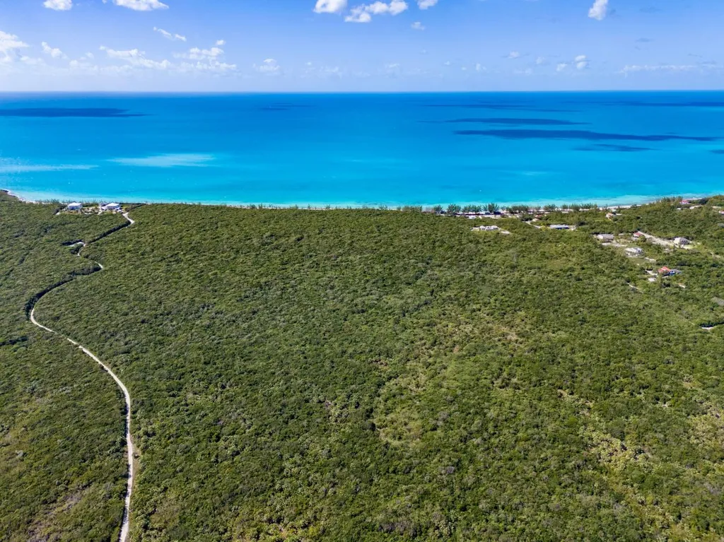 34 Acres James Cistern Commercial Eleuthera BS