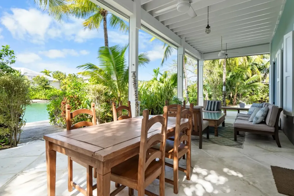 7 Beach Island | Old Fort New Providence Paradise Island BS