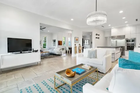 7 Beach Island | Old Fort New Providence Paradise Island BS