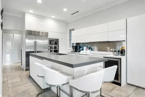 7 Beach Island | Old Fort New Providence Paradise Island BS