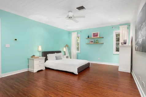 7 Beach Island | Old Fort New Providence Paradise Island BS