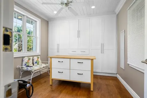 7 Beach Island | Old Fort New Providence Paradise Island BS