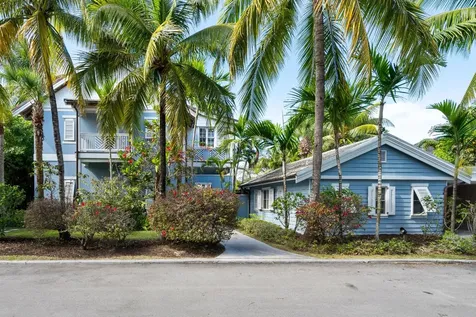 7 Beach Island | Old Fort New Providence Paradise Island BS