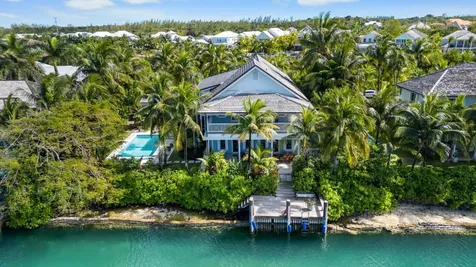7 Beach Island | Old Fort New Providence Paradise Island BS